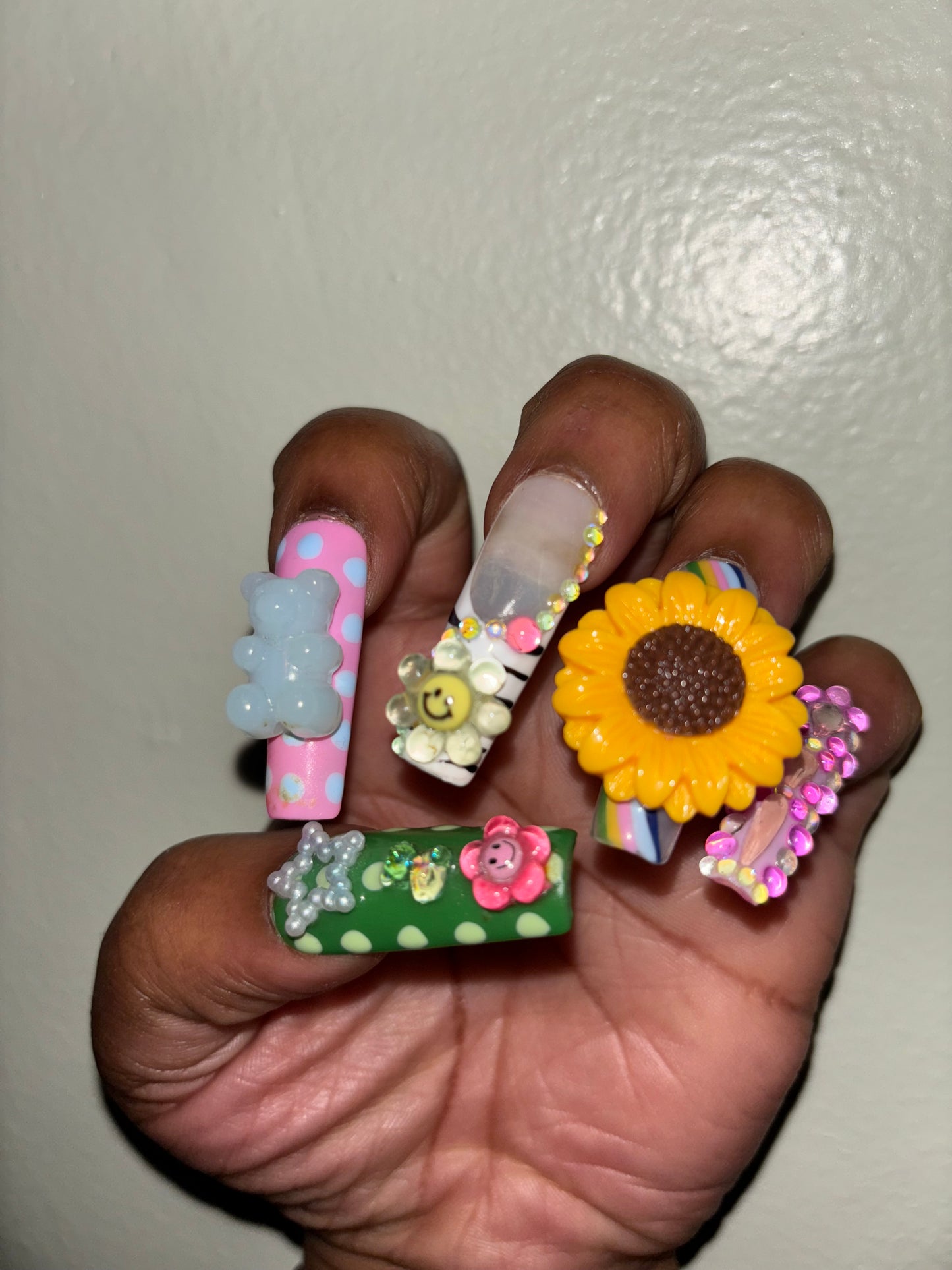 Sunflower Fantasy - 3D Press On Nails (Medium)