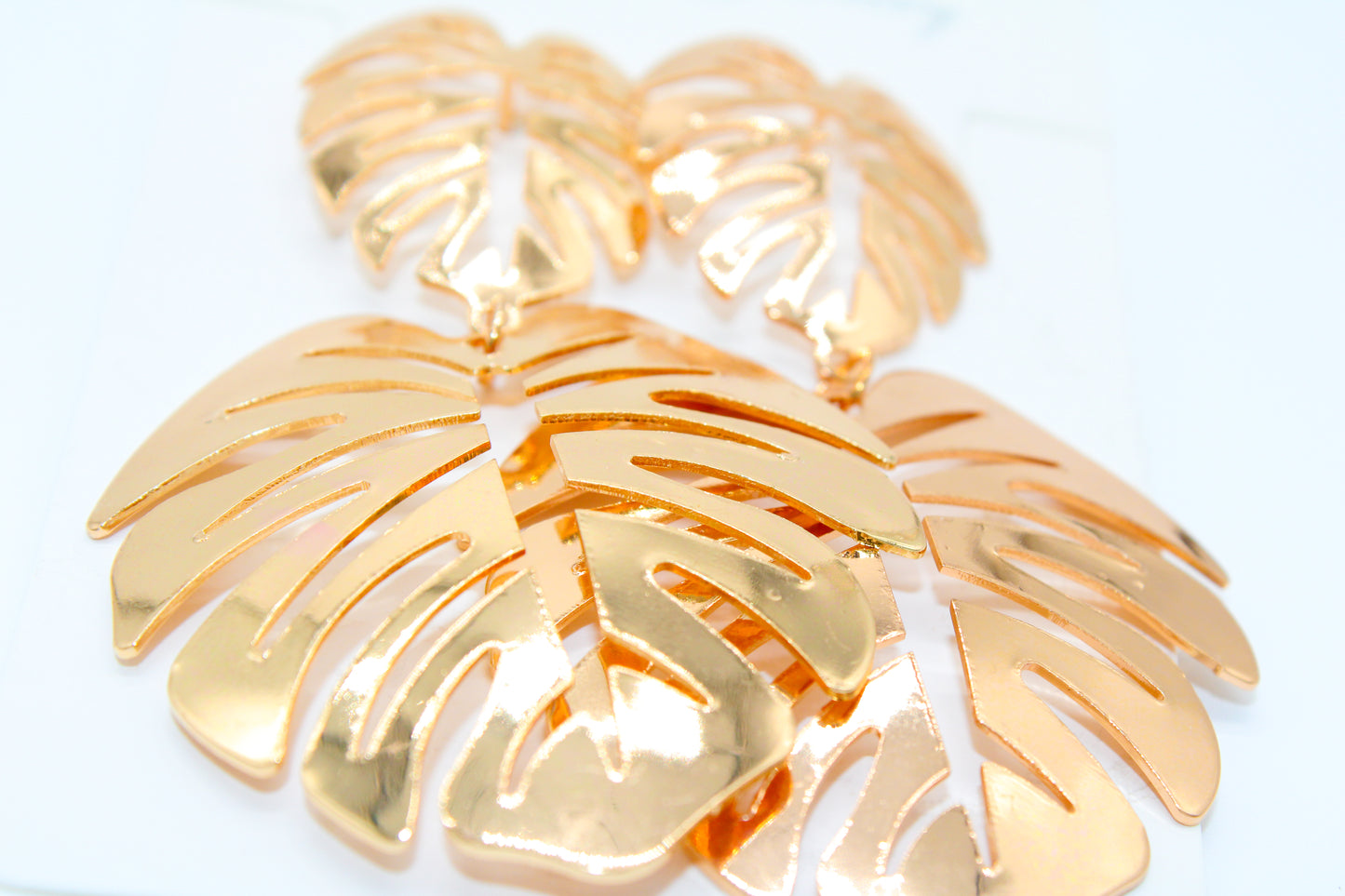 gold palm leaf - earrings