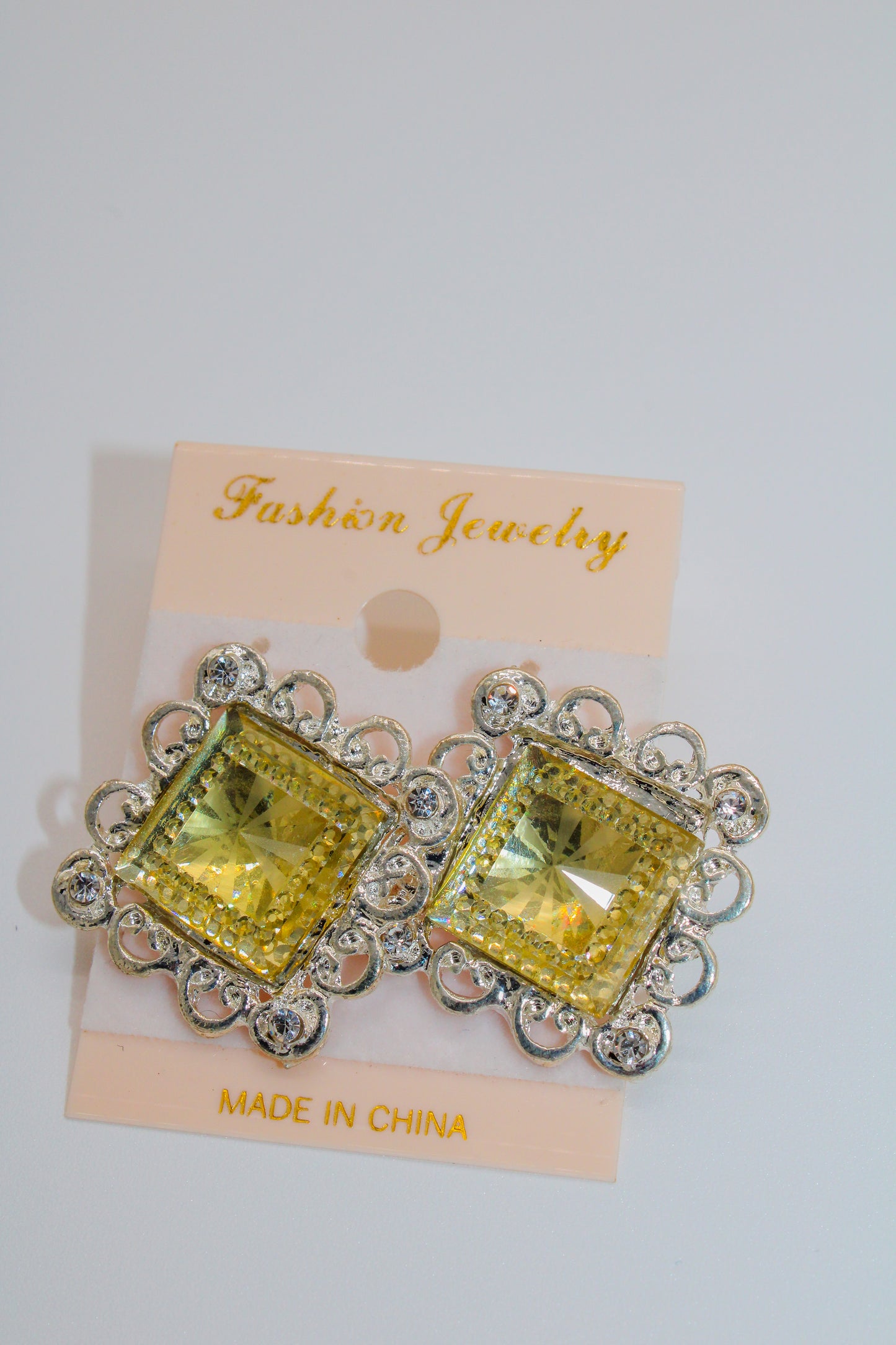 Sunset pyramid silver - stud earring