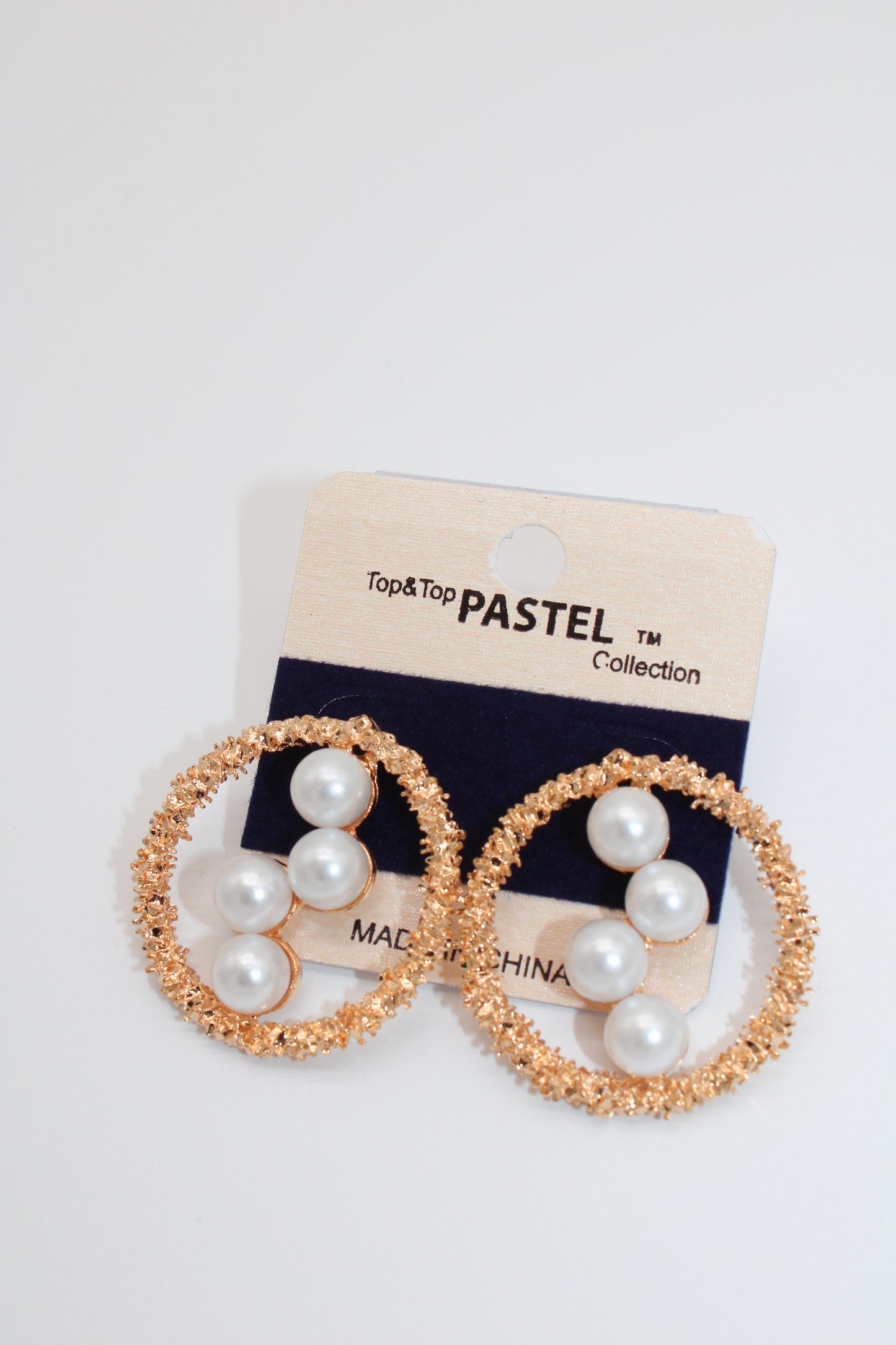golden pearl halo - earrings