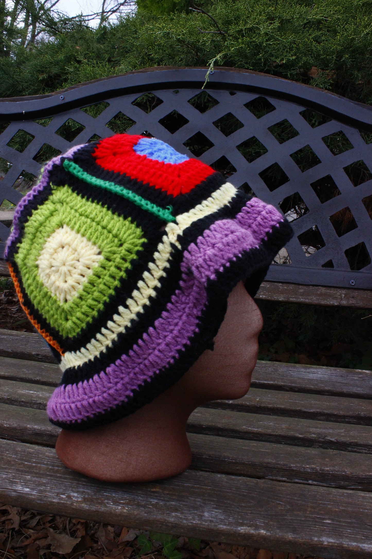 Multi colored knitted- bucket hat