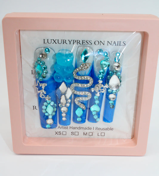 ICE QUEEN 3D PRESS-ON NAILS
